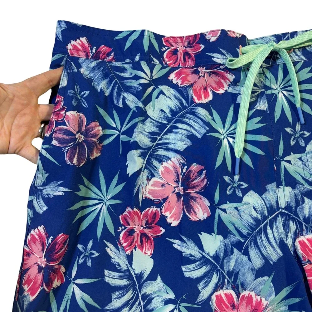 IZOD Saltwater Swim Trunks Men's 2XB Blue Floral Tropical Board‎ Shorts NEW